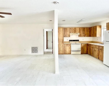 547 Lino Court - Photo Thumbnail 3