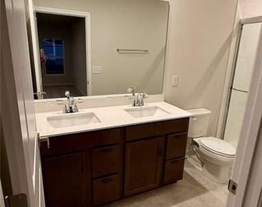 1607 Texas Avenue - Photo Thumbnail 15