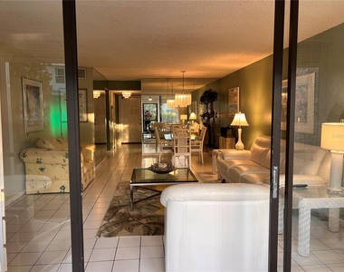 4387 Trevi Court - Photo Thumbnail 4