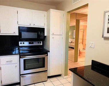 4387 Trevi Court - Photo Thumbnail 6