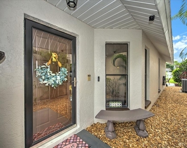 13681 Admiral Court - Photo Thumbnail 3