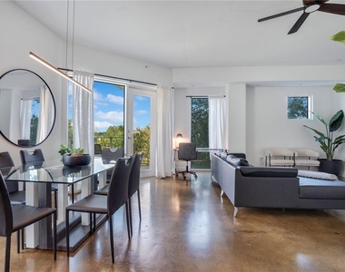 525 E Jackson Street - Photo Thumbnail 22