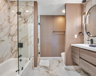 525 E Jackson Street - Photo Thumbnail 39