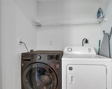 525 E Jackson Street - Photo Thumbnail 47