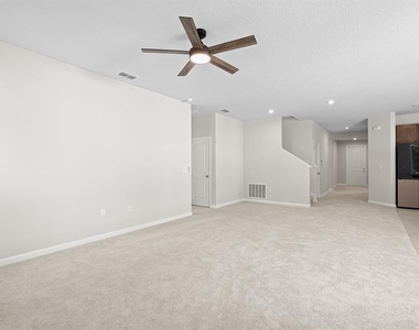 2964 Slough Creek Drive - Photo Thumbnail 7