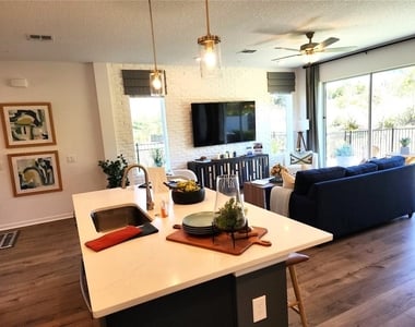 645 Astera Winds Lane - Photo Thumbnail 14