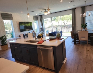 645 Astera Winds Lane - Photo Thumbnail 10