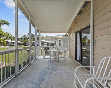 611 La Jolla Circle - Photo Thumbnail 19