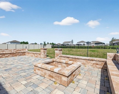 6070 Sierra Crown Street - Photo Thumbnail 51