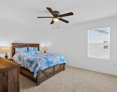 6070 Sierra Crown Street - Photo Thumbnail 27