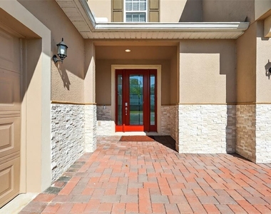 6070 Sierra Crown Street - Photo Thumbnail 3