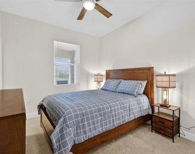 6070 Sierra Crown Street - Photo Thumbnail 32