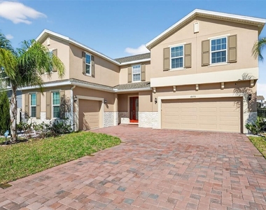 6070 Sierra Crown Street - Photo Thumbnail 1
