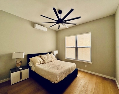 1324 S Daytona Avenue - Photo Thumbnail 5