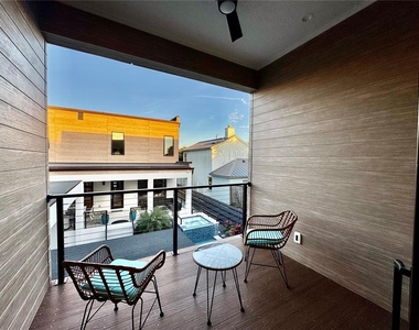 1324 S Daytona Avenue - Photo Thumbnail 1