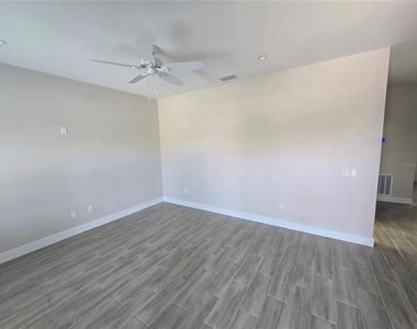 29469 Peace River Shores Boulevard - Photo Thumbnail 2