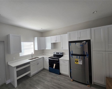 29469 Peace River Shores Boulevard - Photo Thumbnail 3