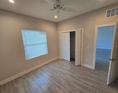 29469 Peace River Shores Boulevard - Photo Thumbnail 6