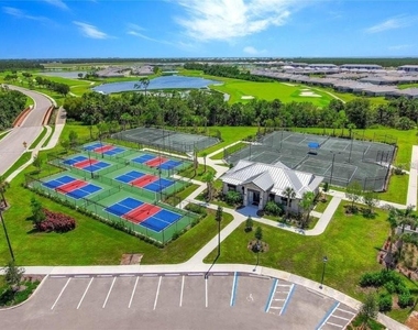 14071 Heritage Landing Boulevard - Photo Thumbnail 1