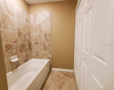 14071 Heritage Landing Boulevard - Photo Thumbnail 30