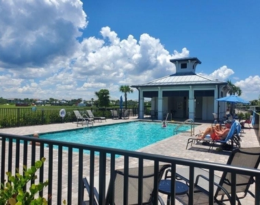 14071 Heritage Landing Boulevard - Photo Thumbnail 11