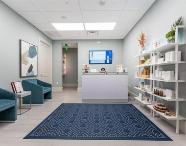14071 Heritage Landing Boulevard - Photo Thumbnail 6