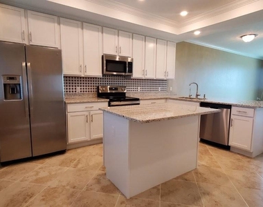 14071 Heritage Landing Boulevard - Photo Thumbnail 16