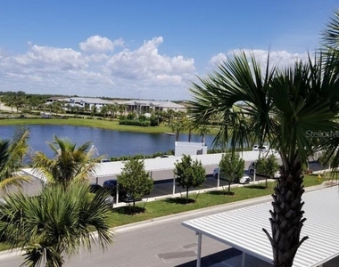 14071 Heritage Landing Boulevard - Photo Thumbnail 7