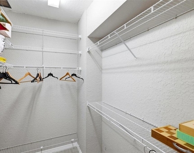 2499 Silver Palm Road - Photo Thumbnail 14