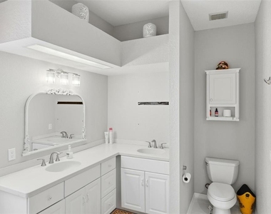 2499 Silver Palm Road - Photo Thumbnail 15