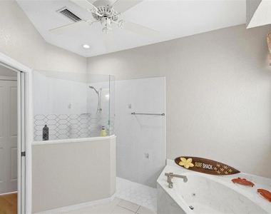 2499 Silver Palm Road - Photo Thumbnail 16