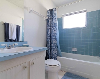 6215 Green View Circle - Photo Thumbnail 24