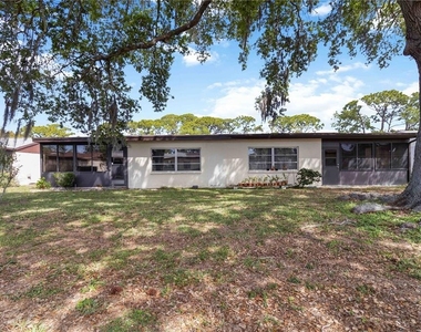 6215 Green View Circle - Photo Thumbnail 27