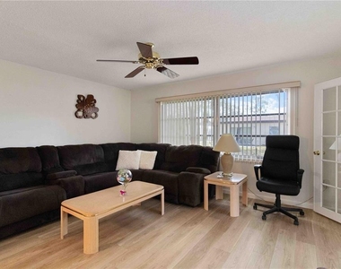 6215 Green View Circle - Photo Thumbnail 13
