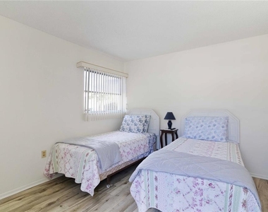 6215 Green View Circle - Photo Thumbnail 22