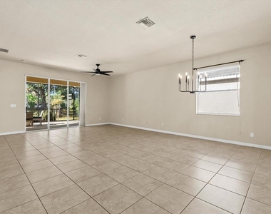 11711 Breadfruit Lane - Photo Thumbnail 14
