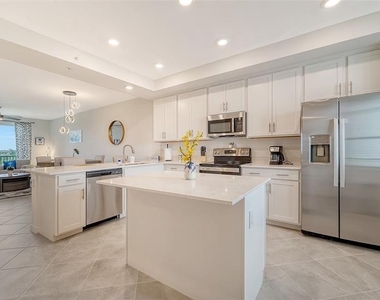 12180 Wellen Golf Street - Photo Thumbnail 4