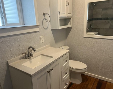 2618 Idalia Avenue - Photo Thumbnail 2