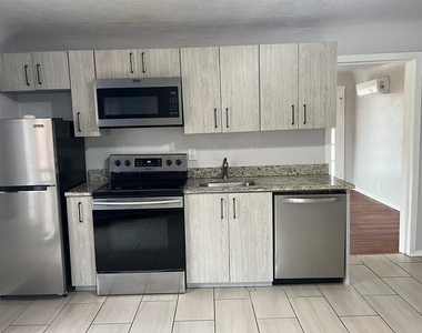 2618 Idalia Avenue - Photo Thumbnail 1