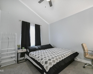 12732 Tierra Salas Drive - Photo Thumbnail 6