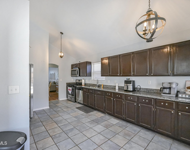 12732 Tierra Salas Drive - Photo Thumbnail 9