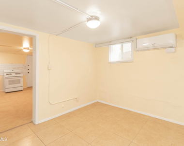 1309 E Rio Grande Avenue - Photo Thumbnail 6