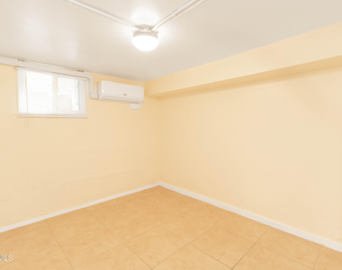 1309 E Rio Grande Avenue - Photo Thumbnail 8