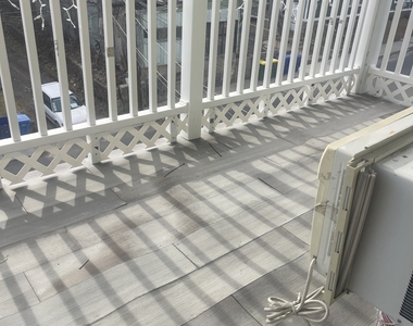 176 Pearl Street - Photo Thumbnail 14
