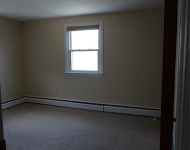 7 Eclipse Avenue - Photo Thumbnail 6