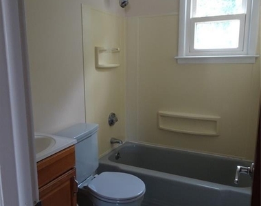 7 Eclipse Avenue - Photo Thumbnail 10