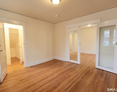 146 Division Street - Photo Thumbnail 9