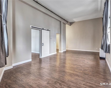 25 Grand Street - Photo Thumbnail 5