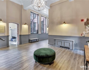 25 Grand Street - Photo Thumbnail 1