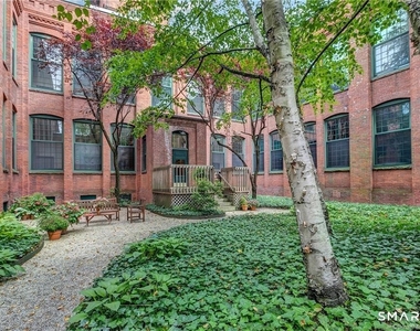 25 Grand Street - Photo Thumbnail 20